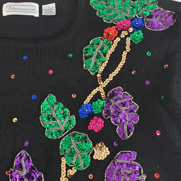 Vintage SHENANIGANS Small Black Holiday Pullover Sweater Purple Green Red Blue - Picture 5 of 16
